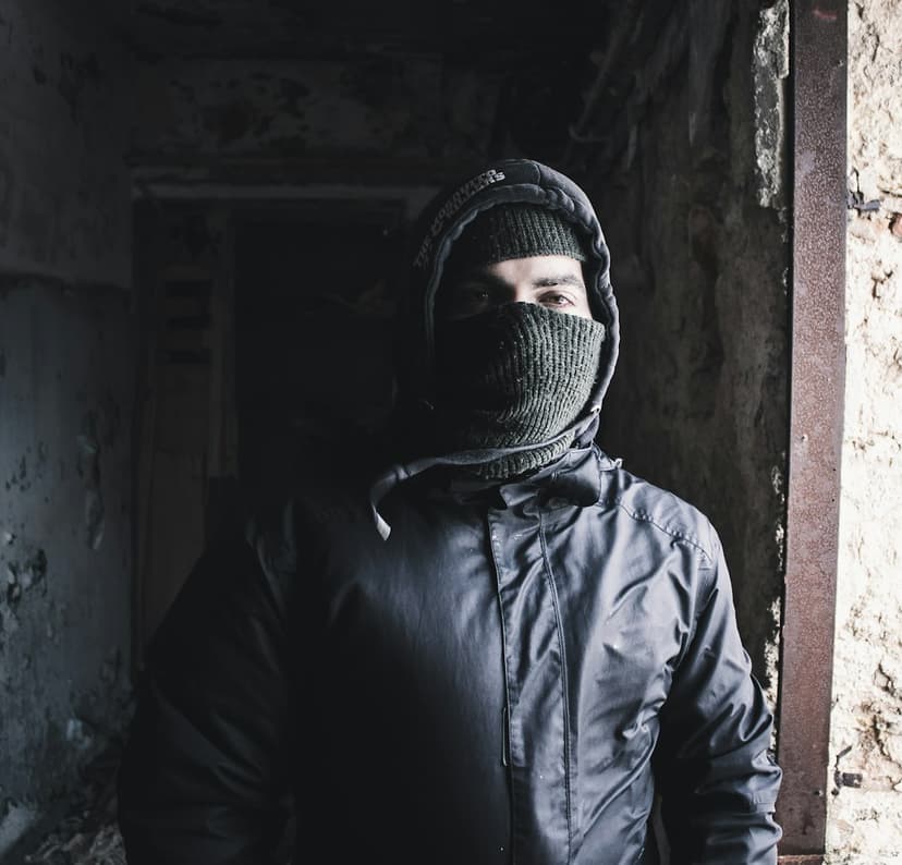 Capuche de protection tête anti-coupure